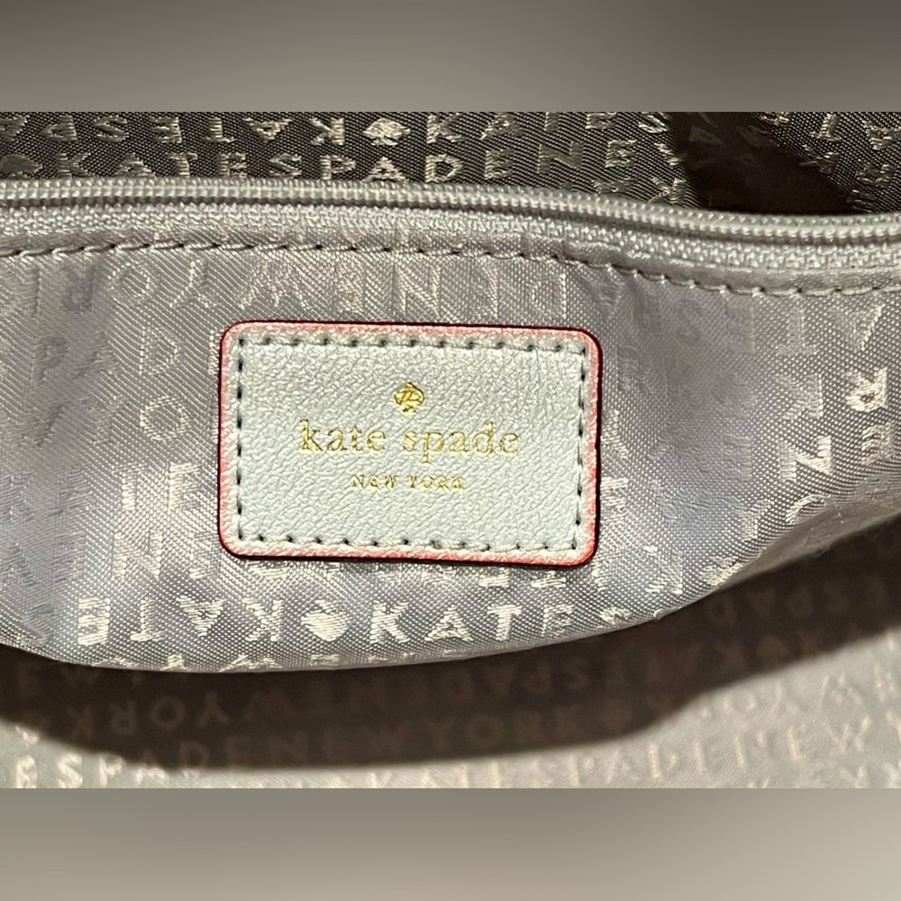 Elegant Silver Tote and Wallet Set - Picture 6 of 12